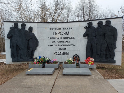 Мемориальный комплекс воинам-землякам, погибшим в годы Великой Отечественной войны.